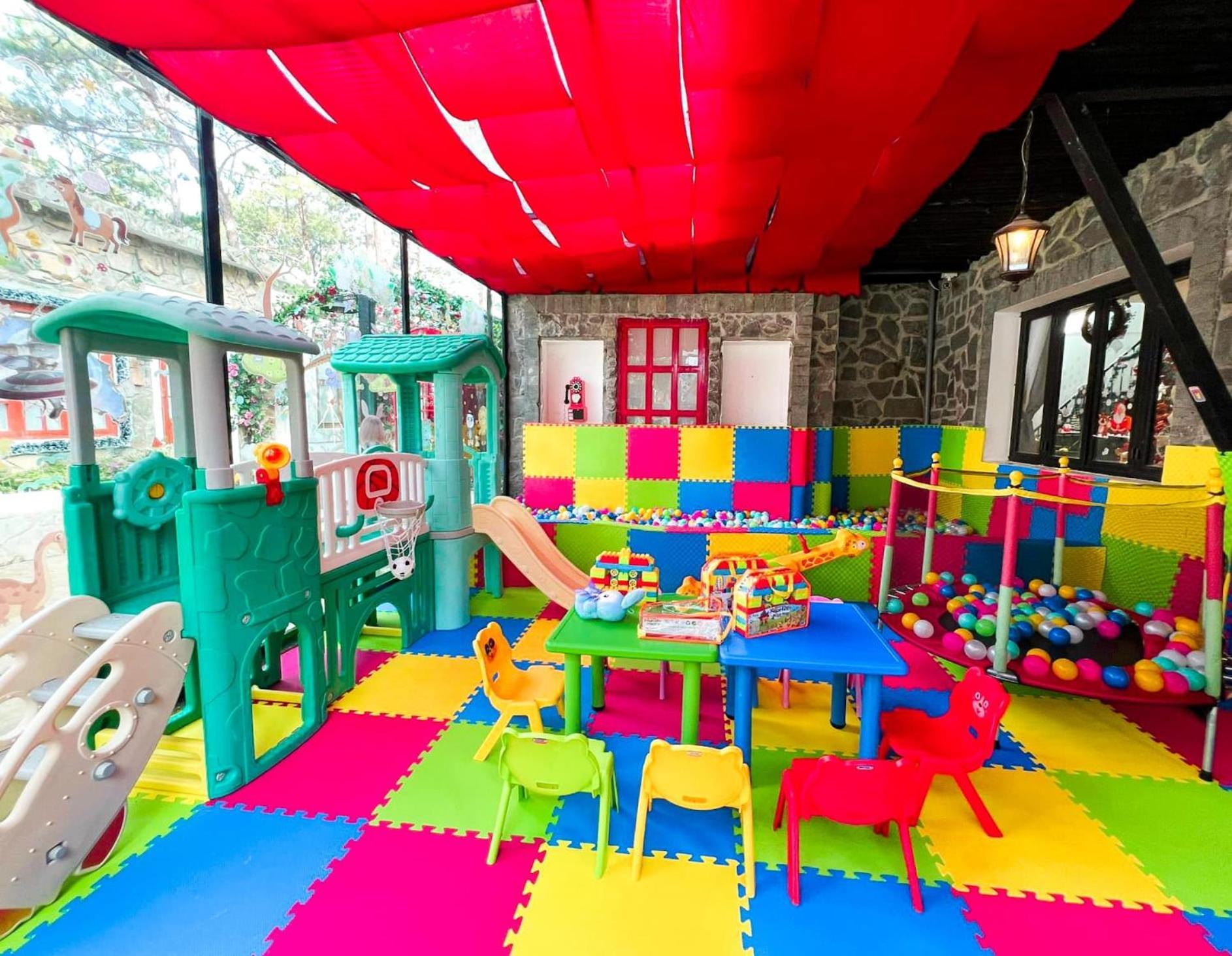 De Vivre Homestay Mang Den Kon Von Kla Exterior foto